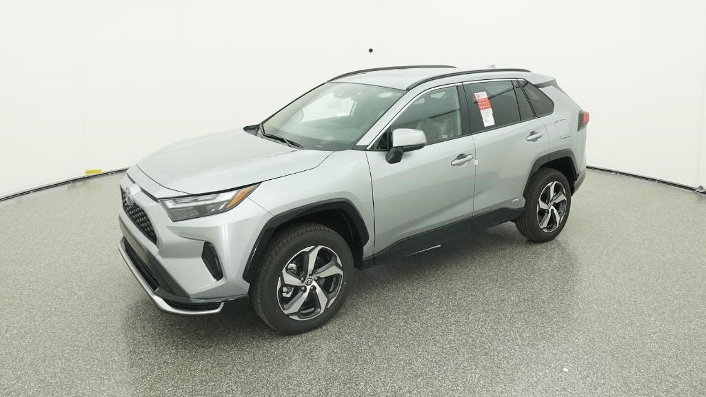 New 2025 Toyota RAV4 SE