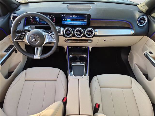 New 2026 Mercedes-Benz GLB 250 image 14