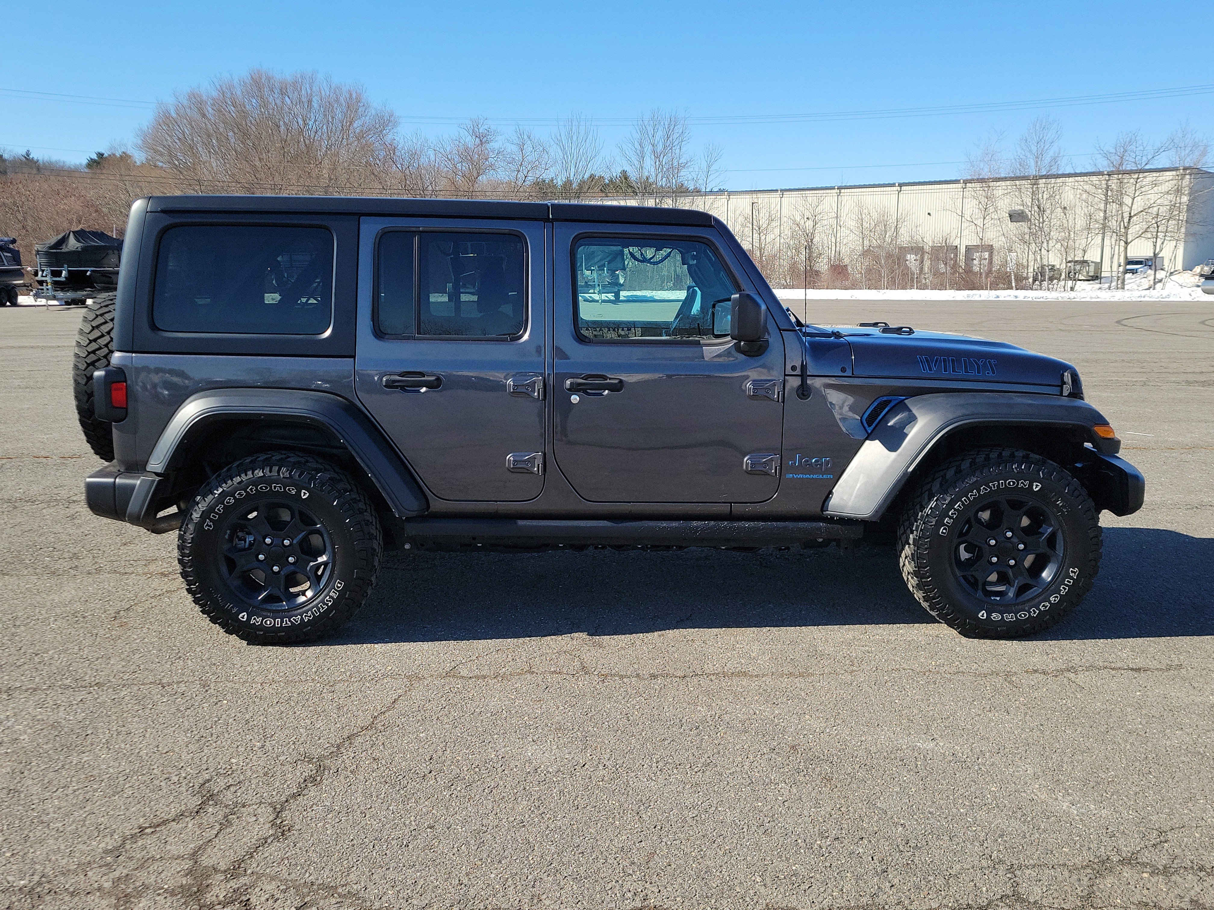 Used 2023 Jeep Wrangler Unlimited w/ Cold Weather Group image 4