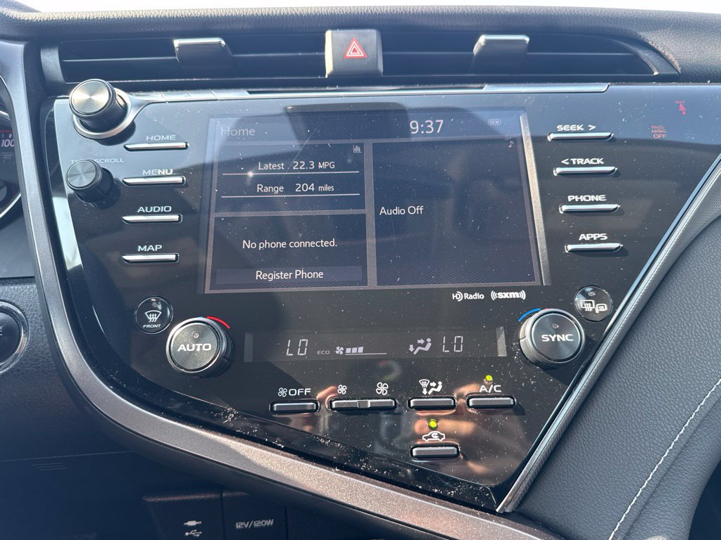 Used 2019 Toyota Camry XSE FWD image 13
