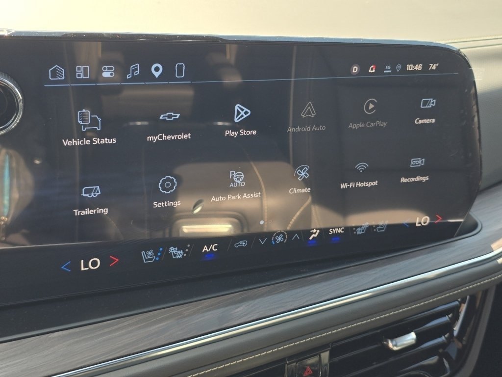 New 2026 Chevrolet Suburban Premier AWD/4WD image 4