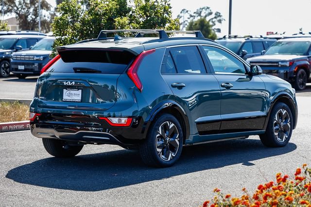 Used 2024 Kia Niro Wind w/ Wind Preserve Package FWD image 5