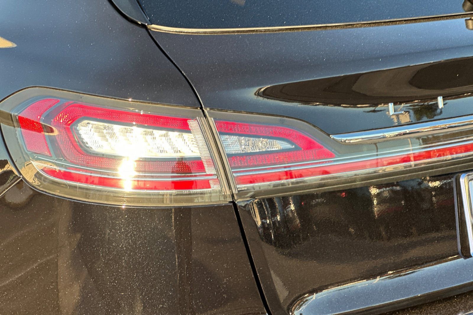 Used 2023 Lincoln Nautilus Reserve w/ Luxury Package image 27