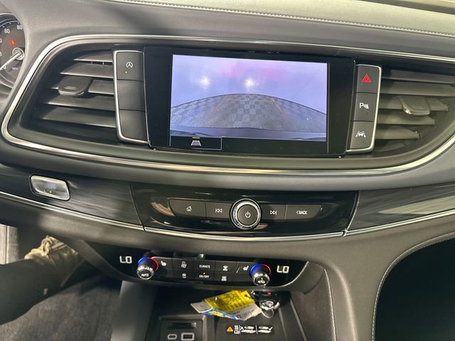 Used 2023 Buick Enclave Essence image 22