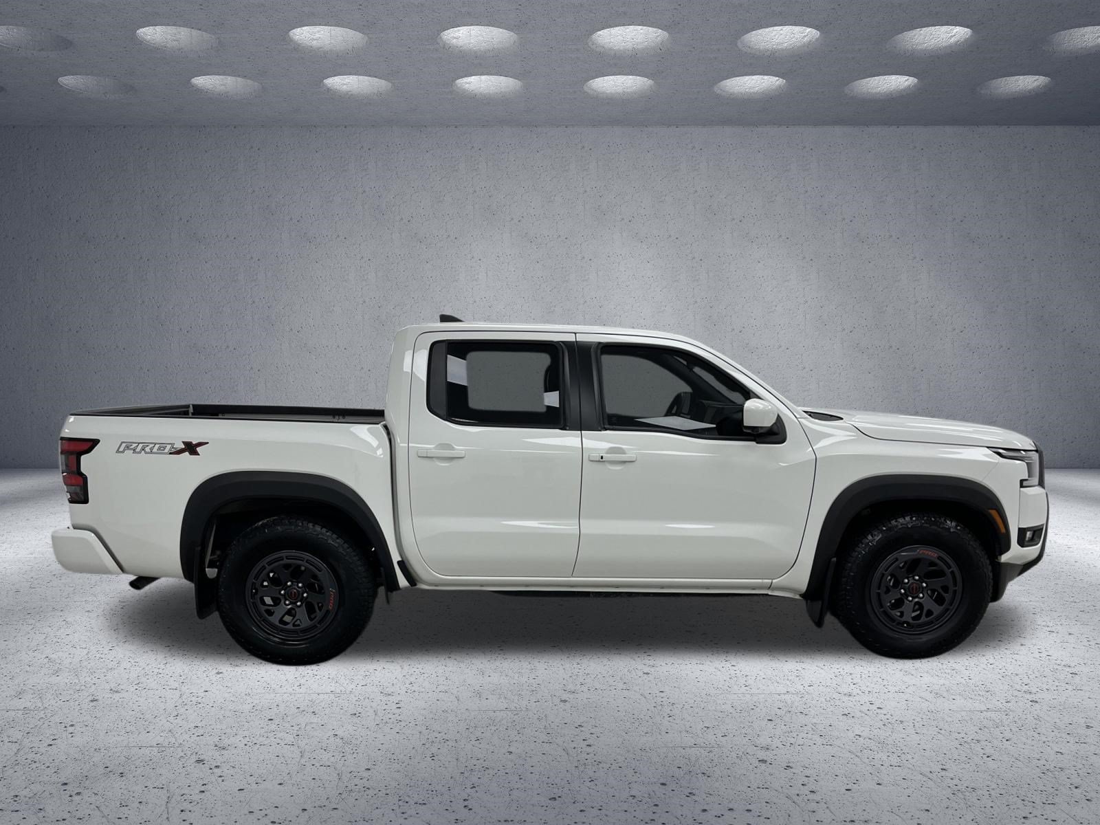 Used 2025 Nissan Frontier Pro-X w/ Pro Convenience Package RWD image 6