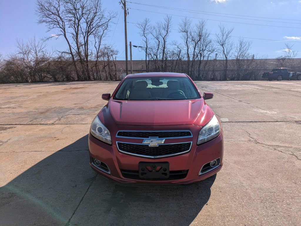 Used 2013 Chevrolet Malibu LT image 2
