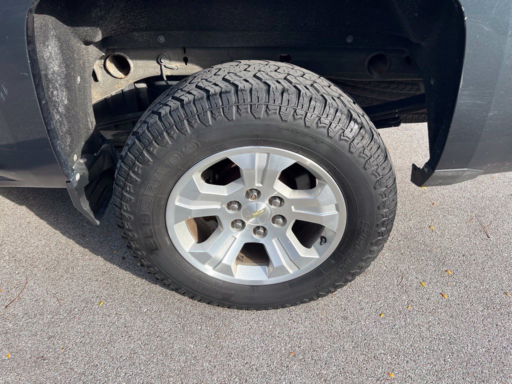 Used 2017 Chevrolet Silverado 1500 LT w/ All Star Edition AWD/4WD image 13