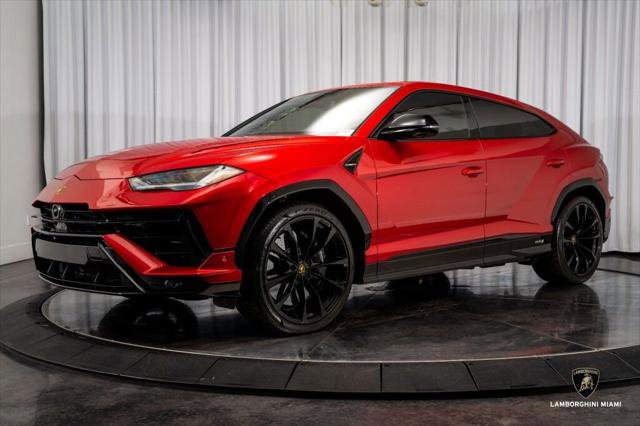 Used 2023 Lamborghini Urus S image 9