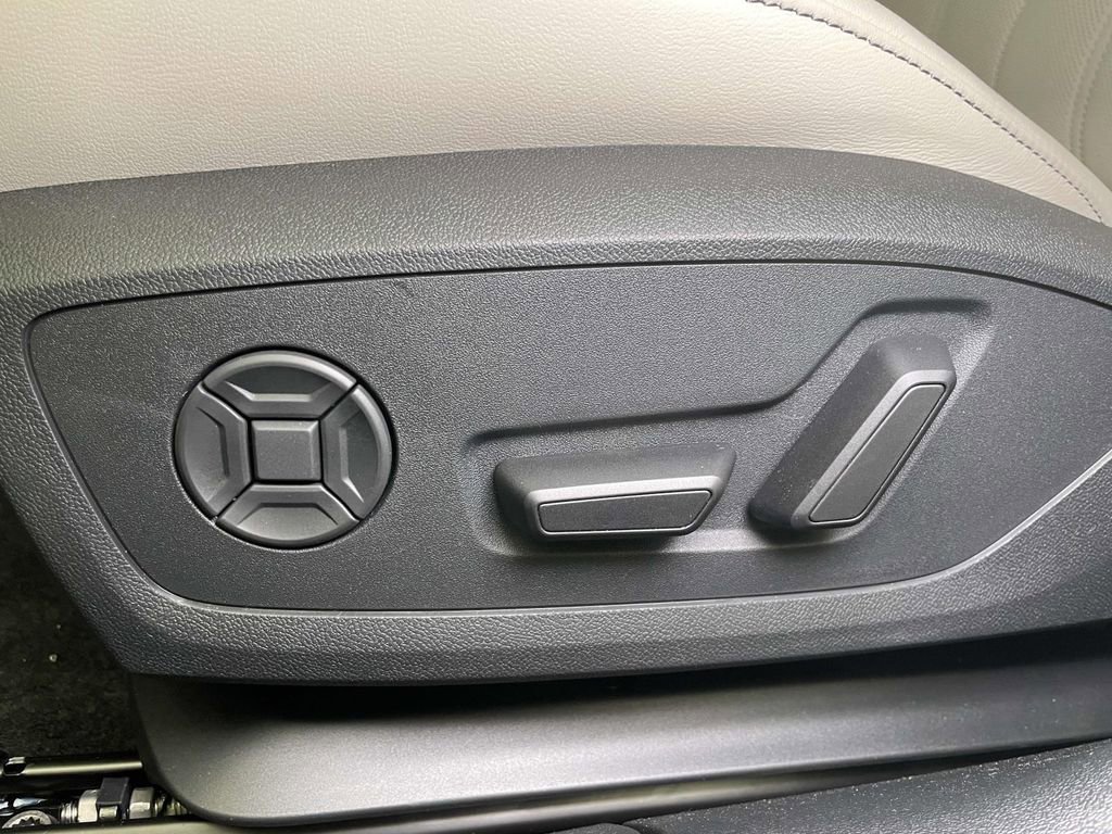 New 2026 Audi A5 2.0T Premium Plus AWD/4WD image 17