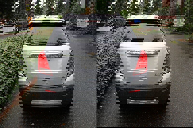 Used 2015 Chevrolet Trax LTZ image 12