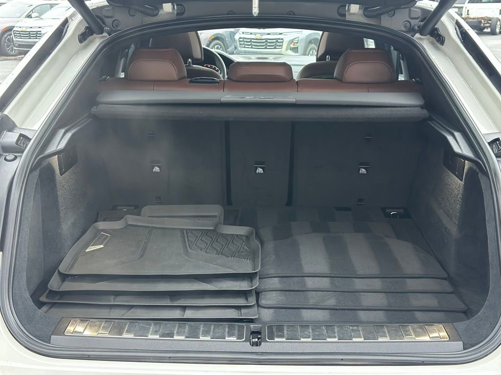 Certified 2023 BMW X6 M50i w/ Executive Package image 5