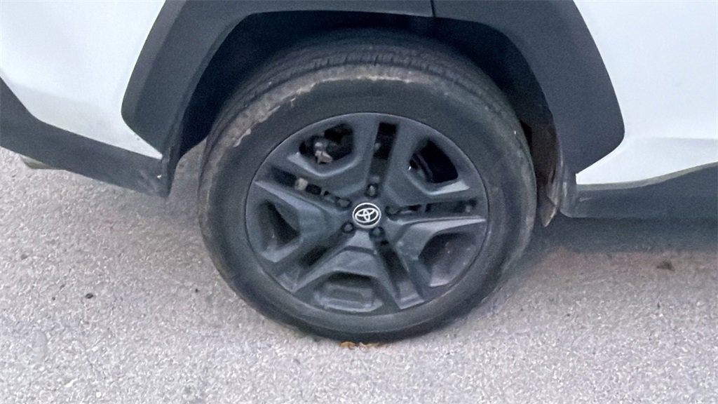 Used 2024 Toyota RAV4 Adventure image 9