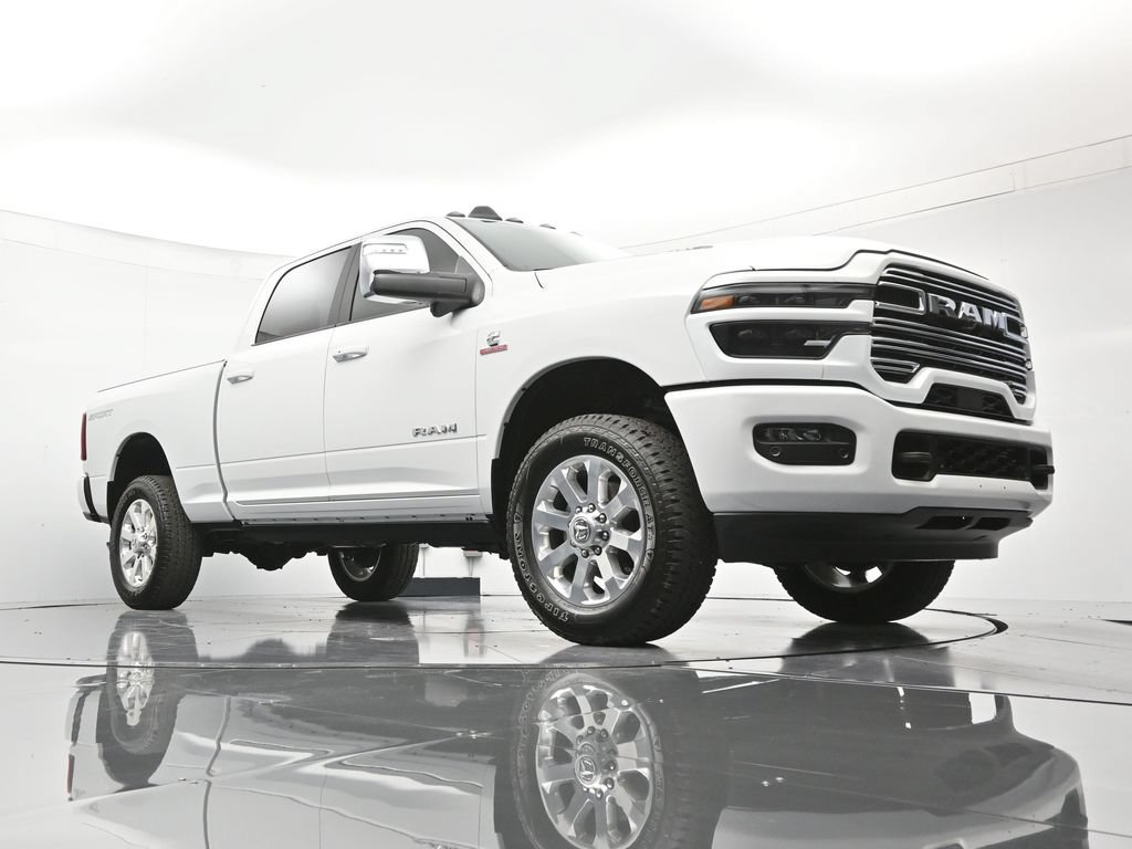 New 2026 RAM 2500 Laramie AWD/4WD image 40