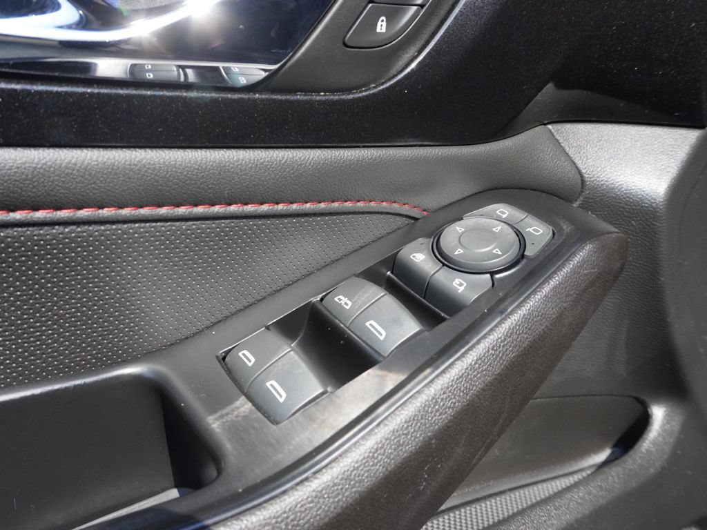 Used 2023 Chevrolet Traverse RS w/ LPO, Floor Liner Package AWD/4WD image 42