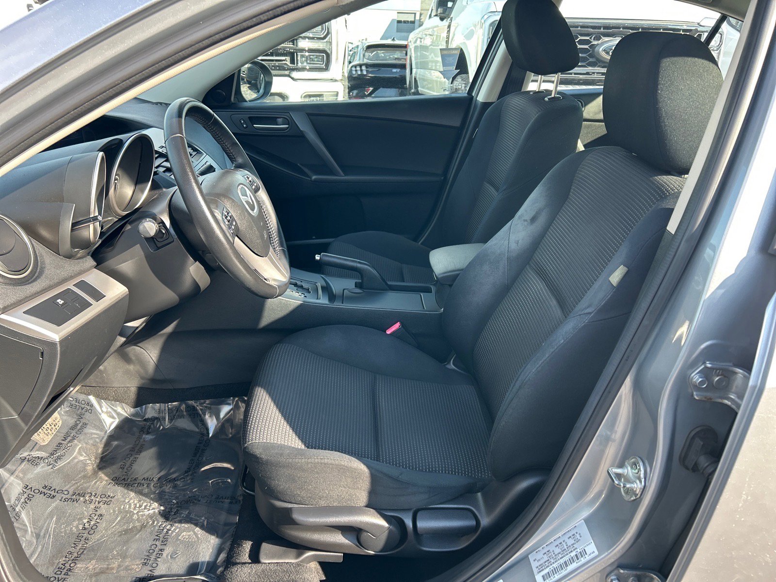 Used 2012 MAZDA MAZDA3 i Touring image 8