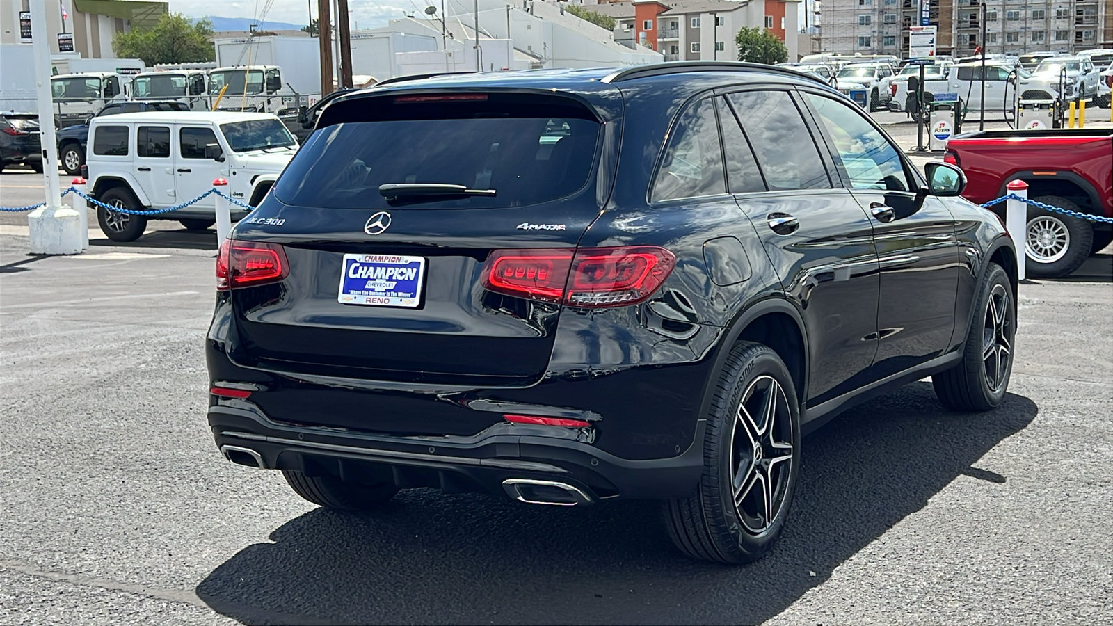 Used 2022 Mercedes-Benz GLC 300 4MATIC image 5
