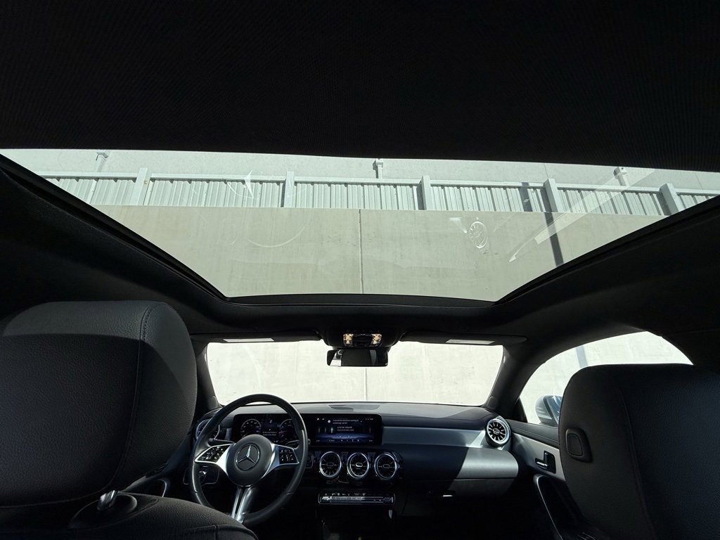 Used 2025 Mercedes-Benz CLA 250 4MATIC image 8