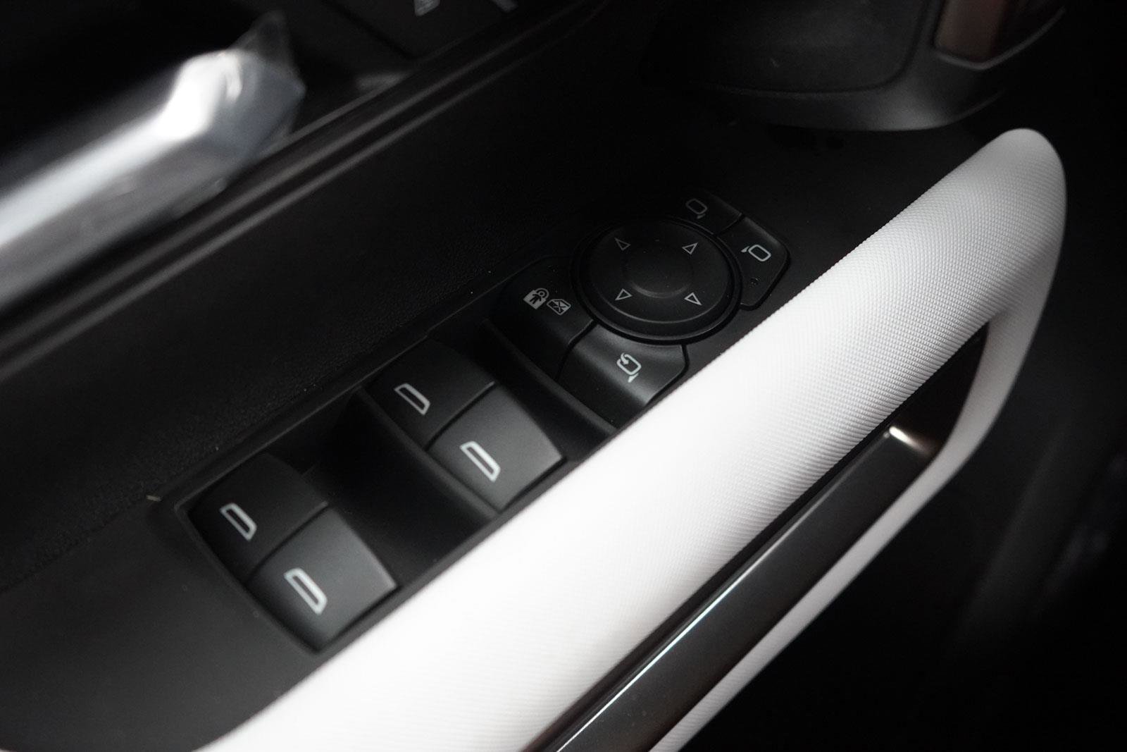 New 2025 GMC Hummer EV 2X w/ Extreme Off-Road Package image 18