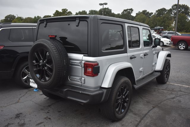 Used 2023 Jeep Wrangler Unlimited Sahara AWD/4WD image 4