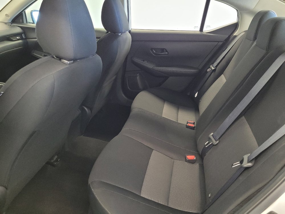 Used 2024 Nissan Sentra SV FWD image 18
