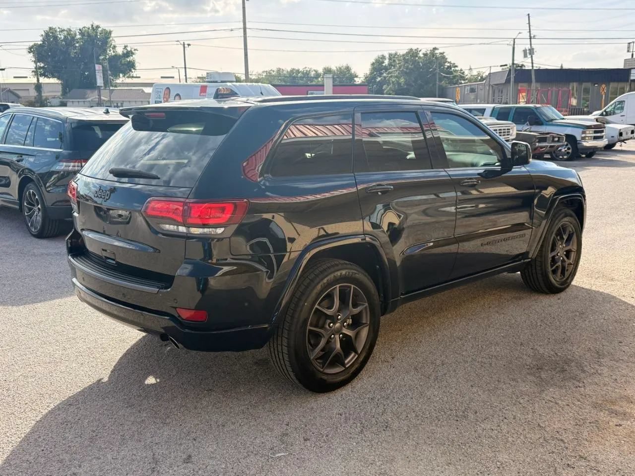 Used 2021 Jeep Grand Cherokee Limited w/ Quick Order Package 28K 80th RWD image 3