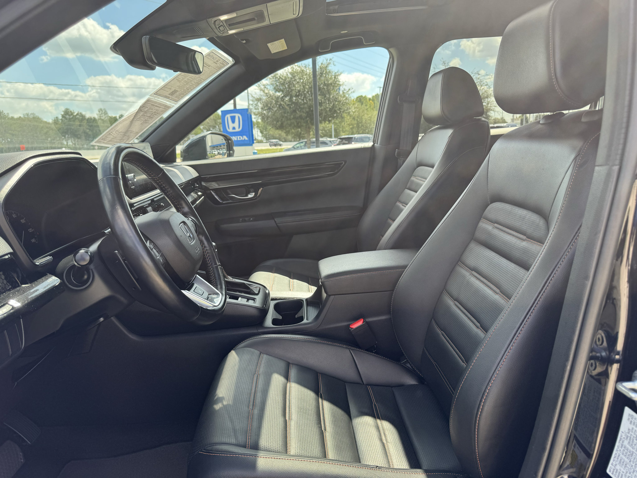 Used 2025 Honda CR-V Sport Touring image 10