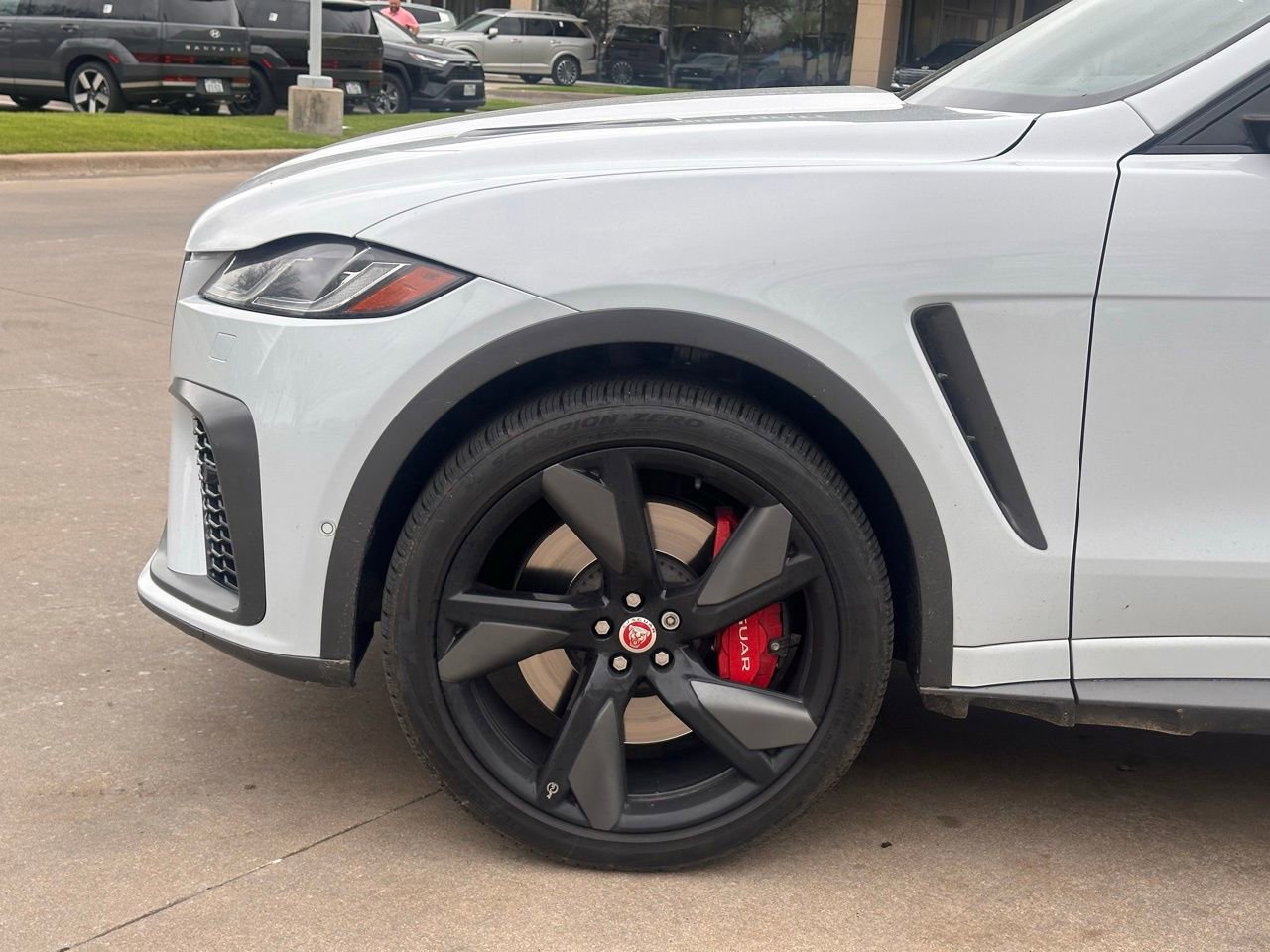 Used 2021 Jaguar F-PACE SVR image 6