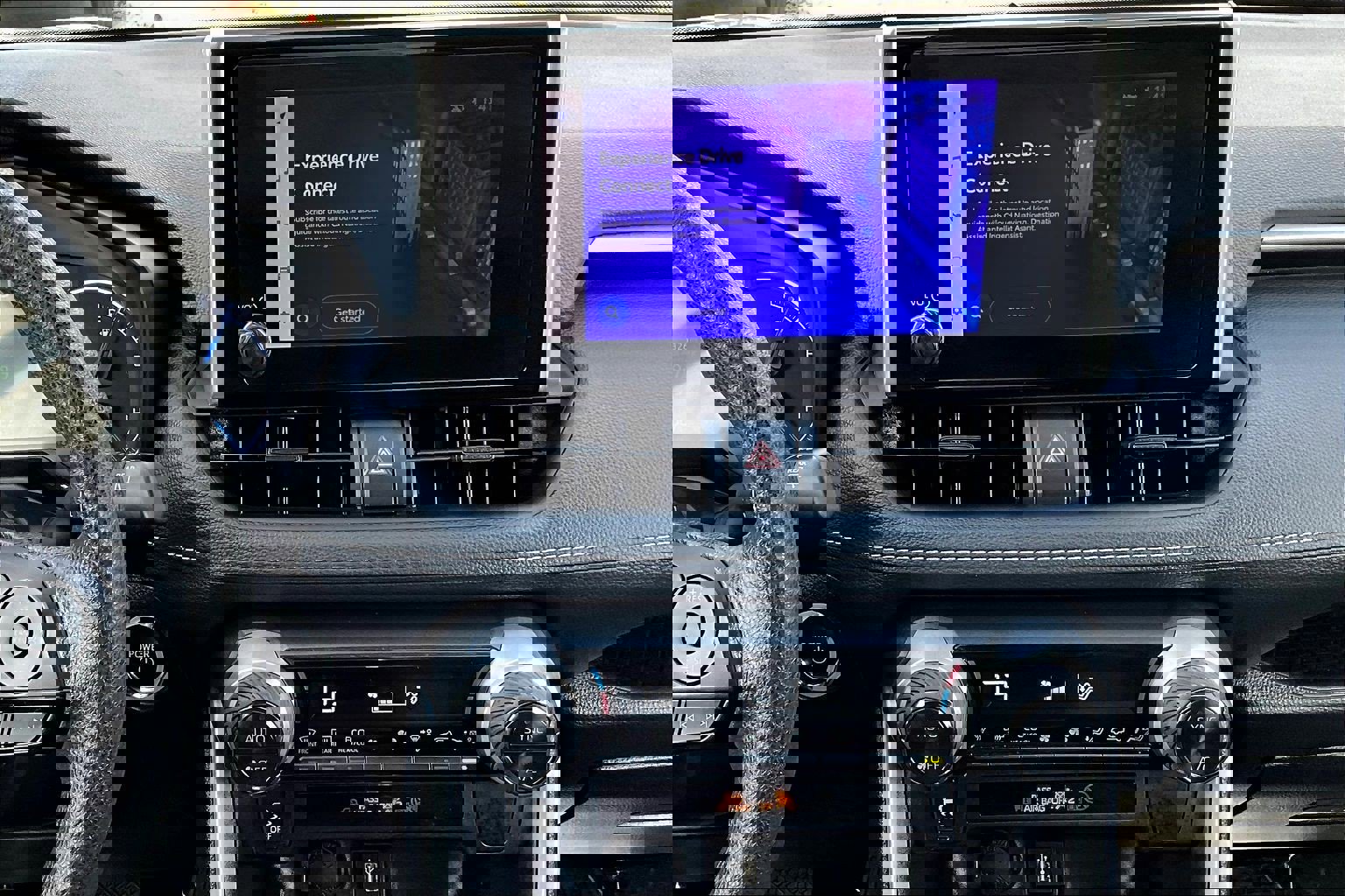 Used 2025 Toyota RAV4 XLE image 6