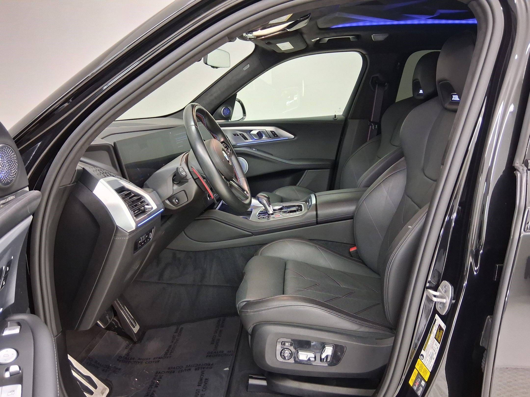 Certified 2023 BMW XM AWD/4WD image 3