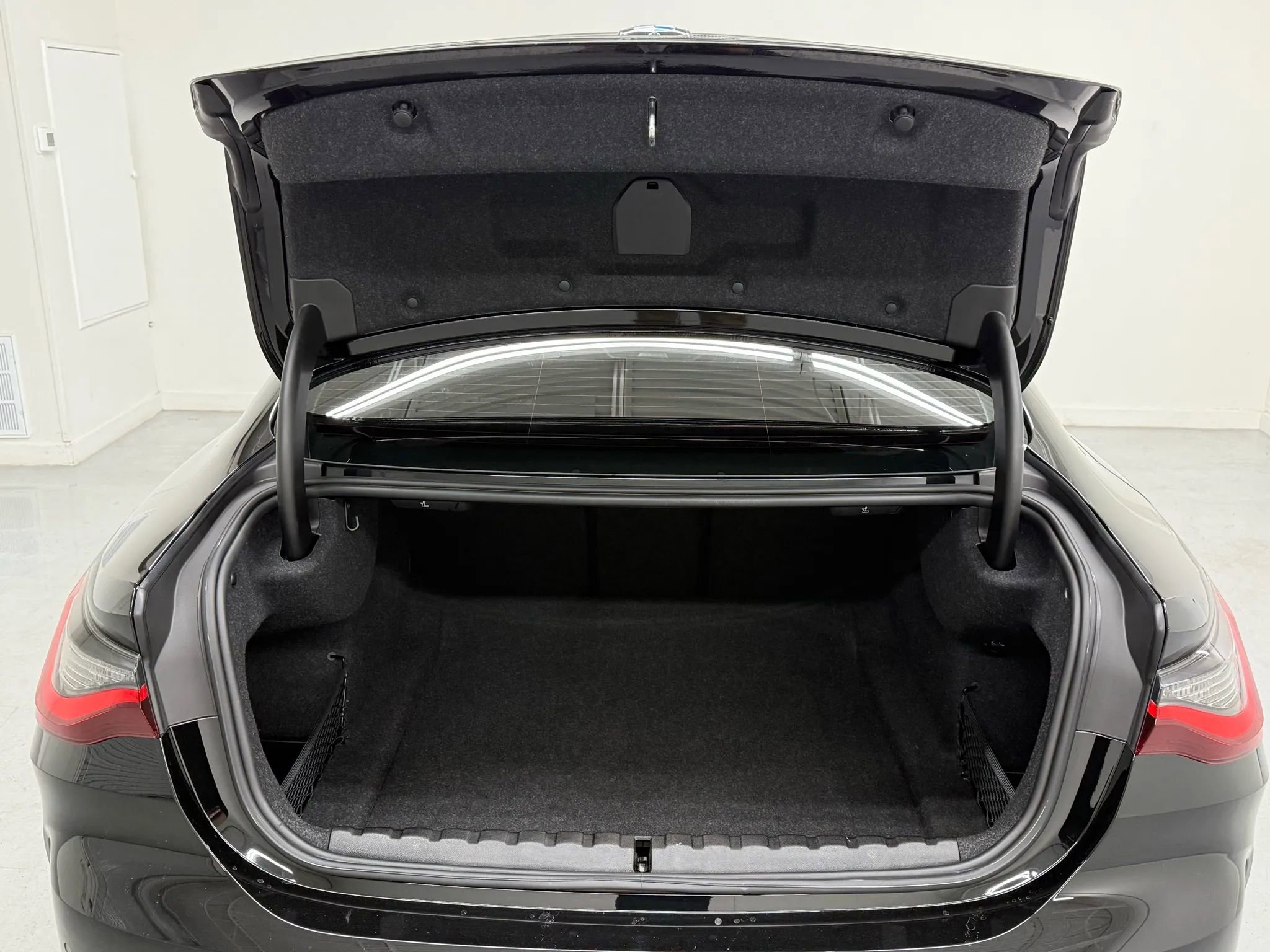 Used 2022 BMW 430i Coupe w/ Convenience Package image 30