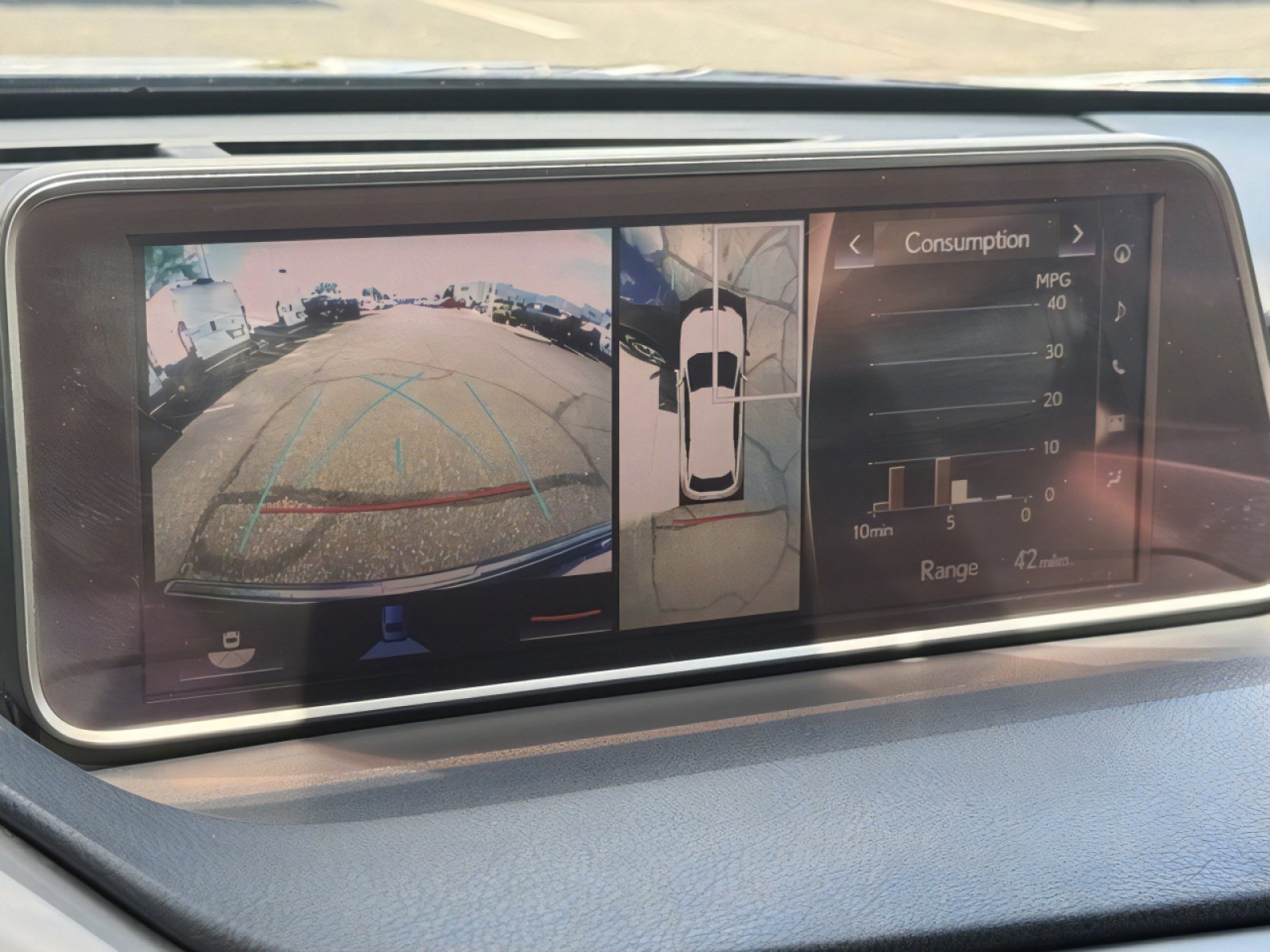 Used 2018 Lexus RX 350L Luxury w/ Accessory Package image 16