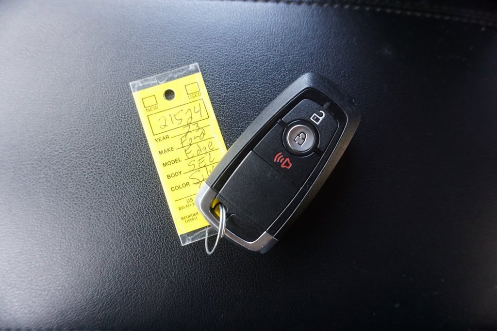 Used 2023 Ford Edge SEL image 30
