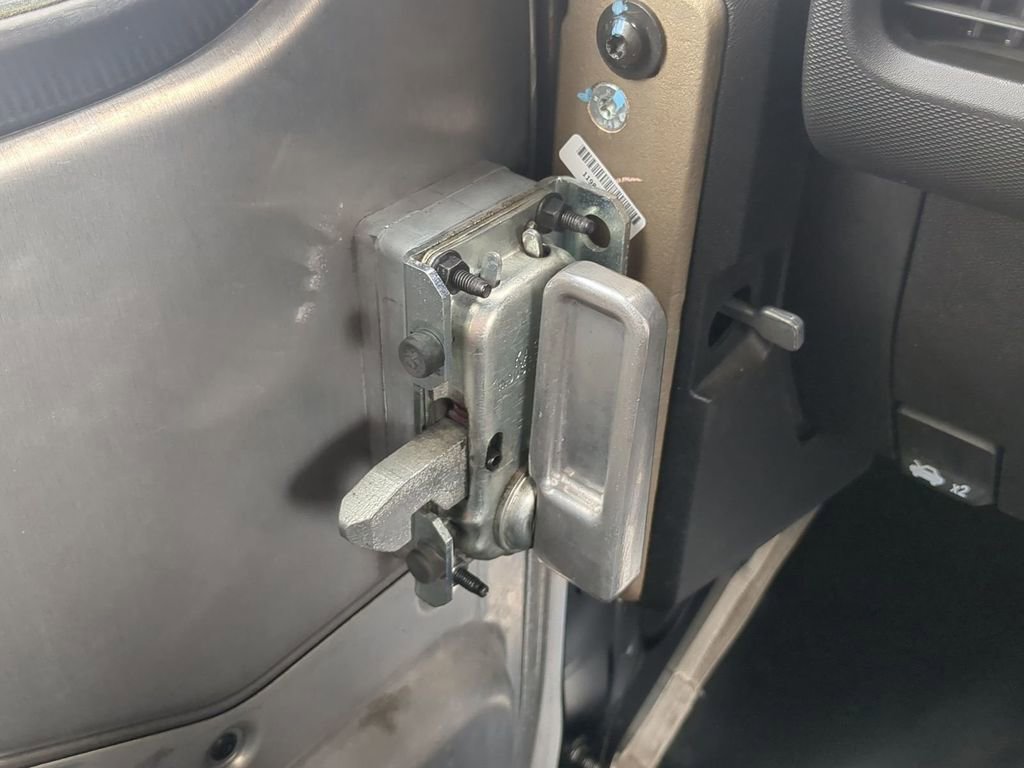 Used 2023 Chevrolet Brightdrop 600 w/ Active Safety Package 2 AWD/4WD image 24