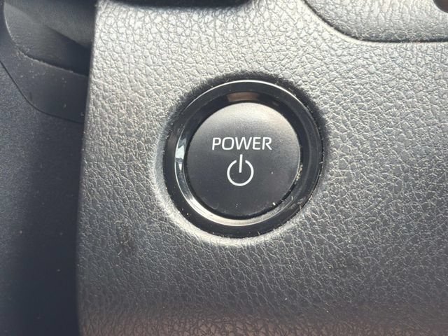 Used 2025 Toyota Camry LE FWD image 31