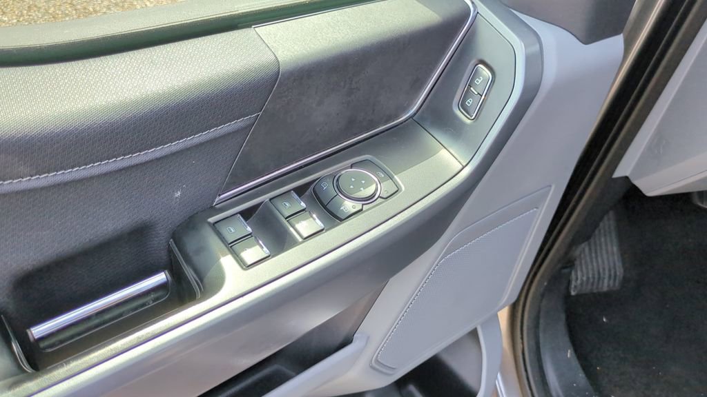 Used 2024 Ford F150 XLT w/ Mobile Office Package image 12