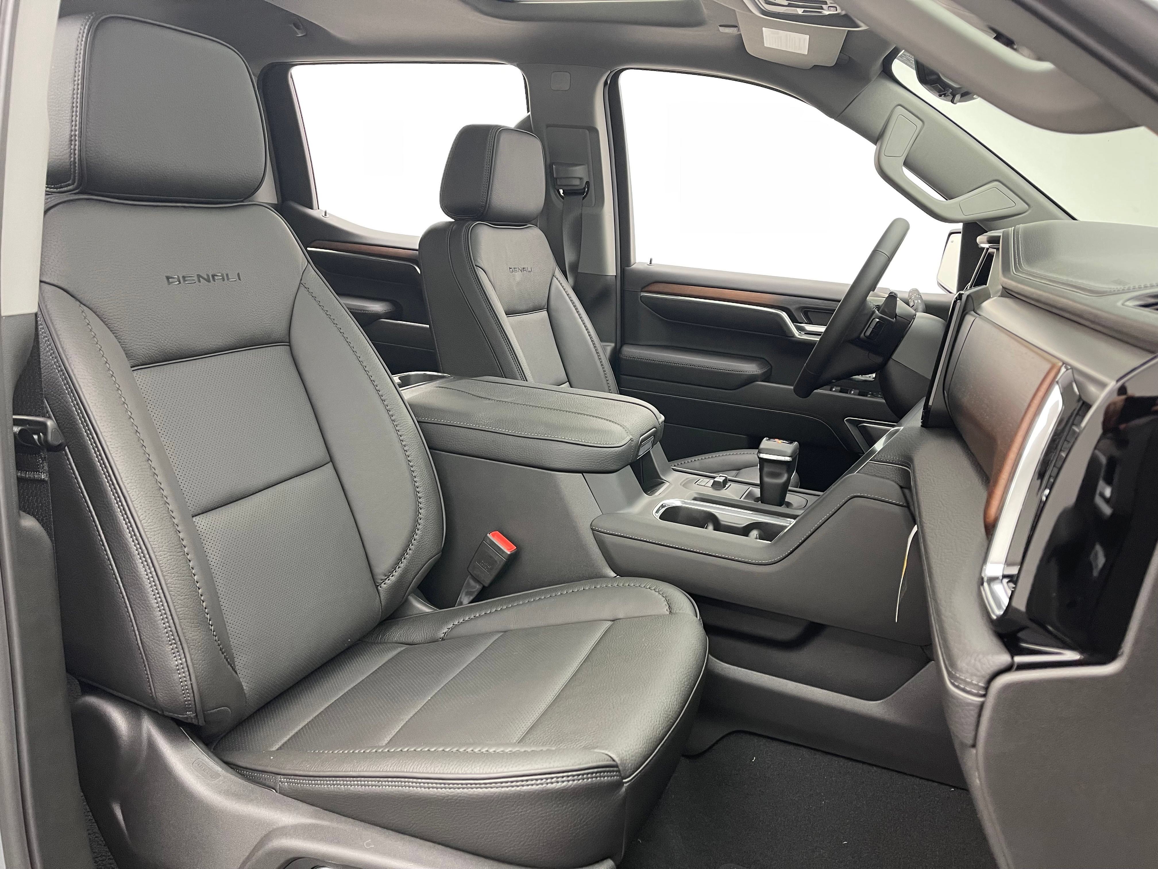 New 2026 GMC Sierra 1500 Denali w/ Denali Reserve Package AWD/4WD image 36