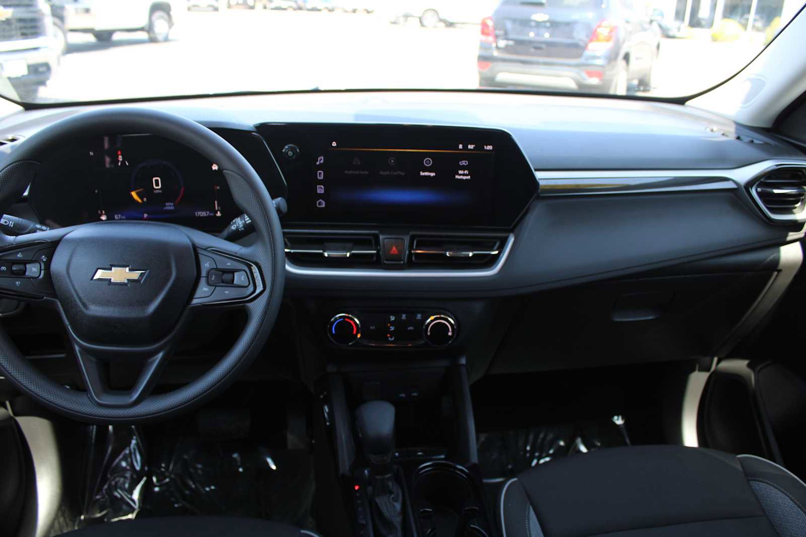 Certified 2024 Chevrolet TrailBlazer LS w/ LS Convenience Package FWD image 13