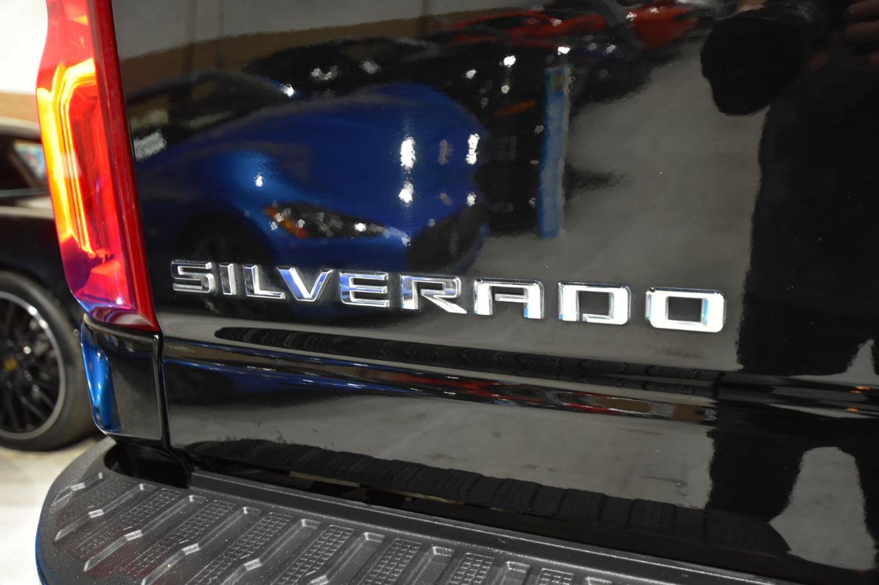Used 2023 Chevrolet Silverado 3500 High Country w/ Z71 Off-Road Package AWD/4WD image 8