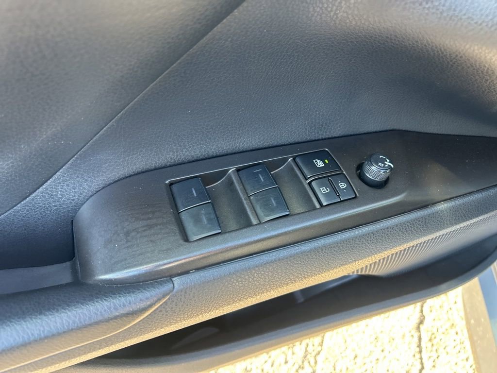 Used 2024 Toyota Camry LE FWD image 31