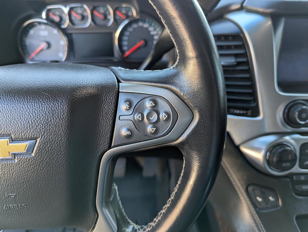Used 2019 Chevrolet Tahoe LT AWD/4WD image 18
