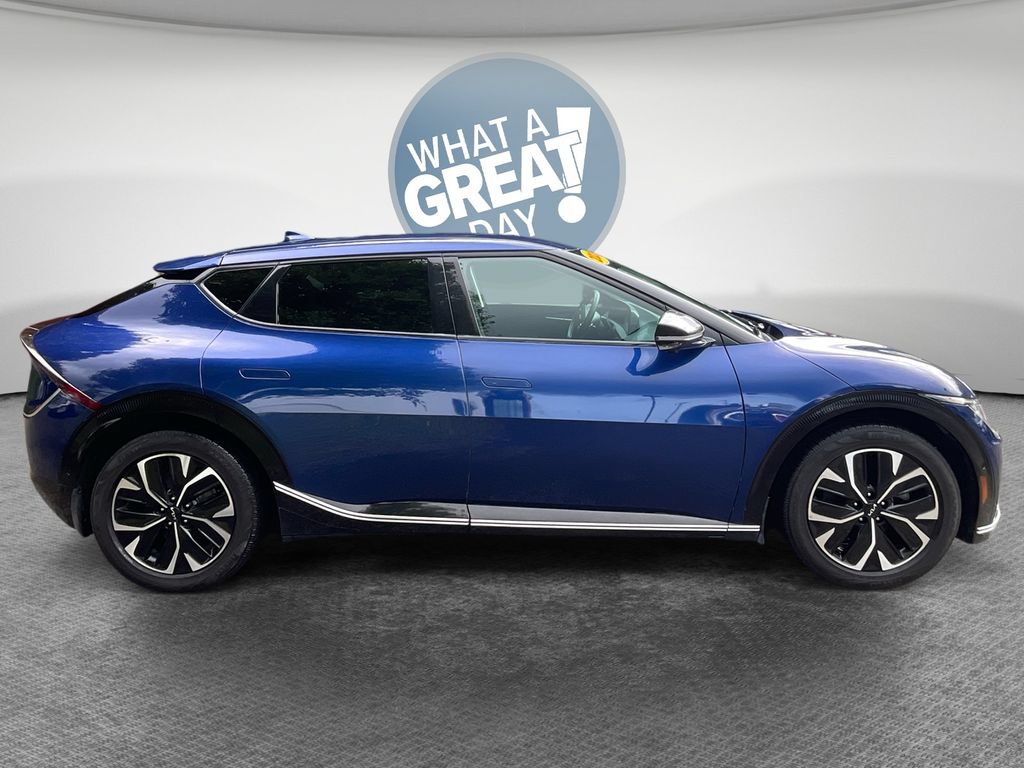 Used 2022 Kia EV6 Wind w/ Wind Technology Package AWD/4WD image 2