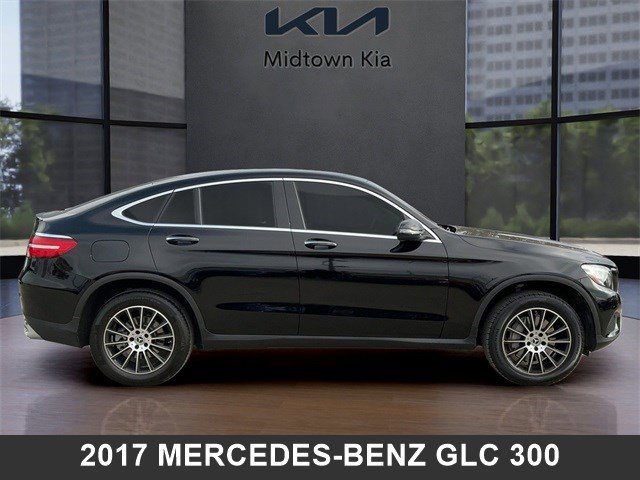 Used 2017 Mercedes-Benz GLC 300 4MATIC Coupe image 2