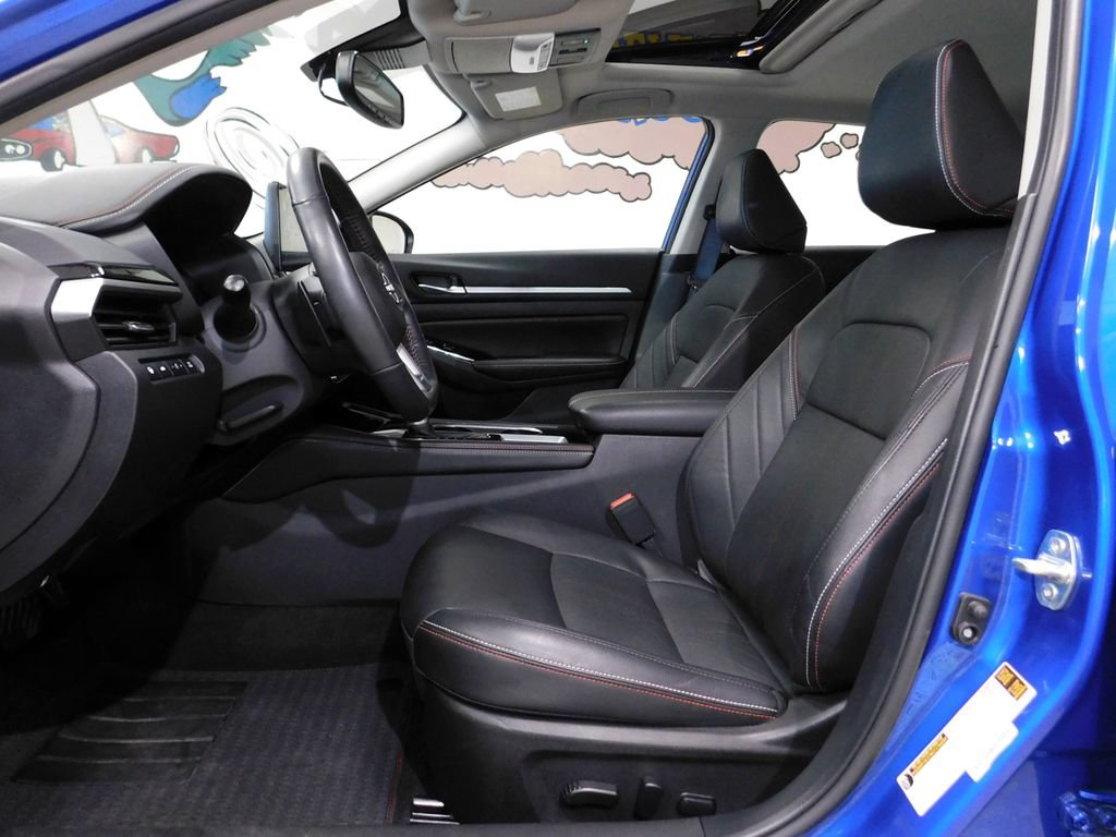 Used 2025 Nissan Altima 2.5 SR AWD/4WD image 26