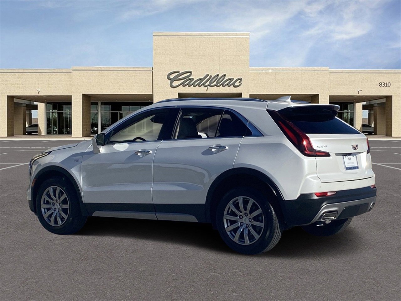 Certified 2023 Cadillac XT4 Premium Luxury image 7