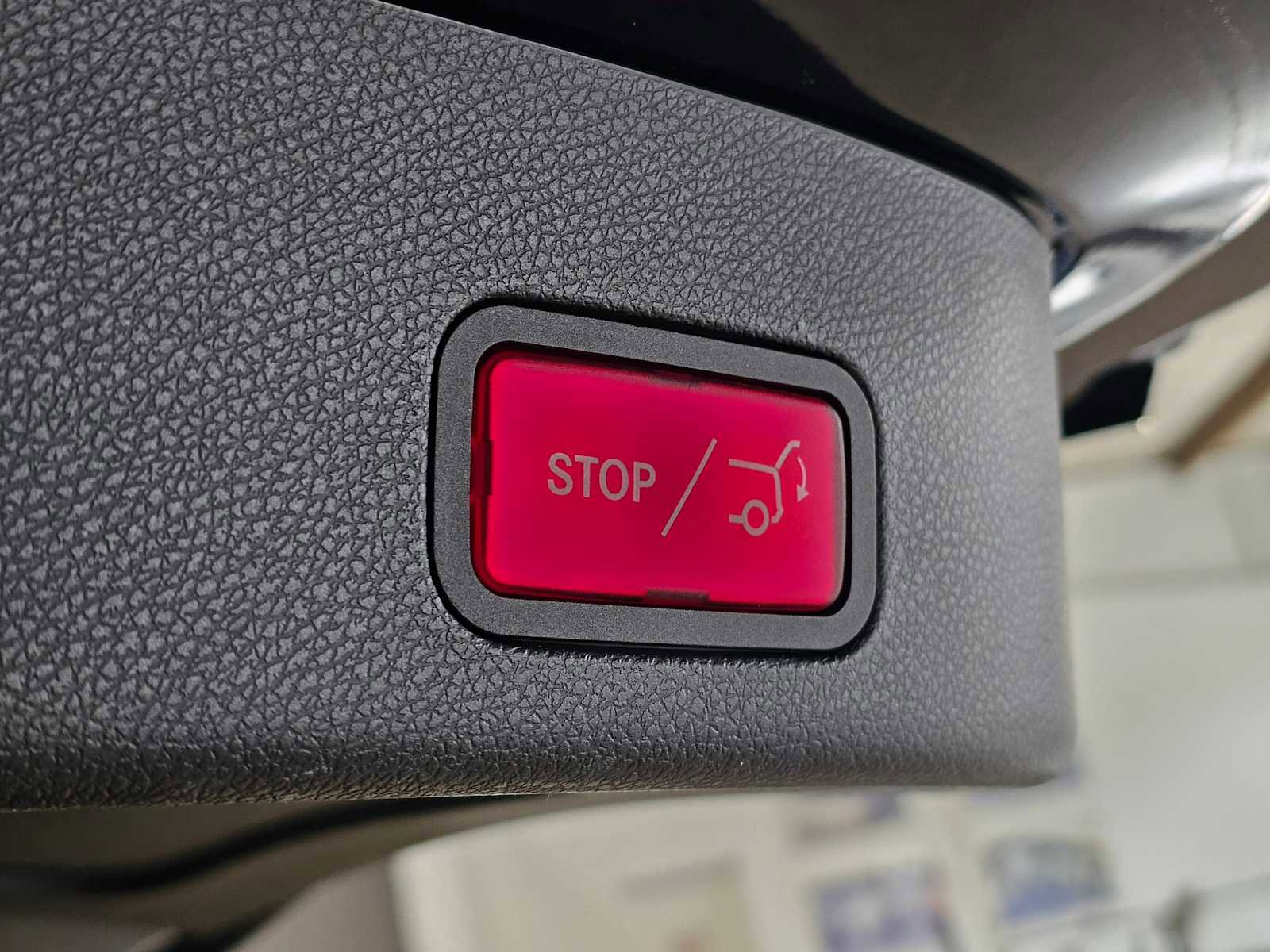 Used 2014 Mercedes-Benz GL 450 4MATIC image 17