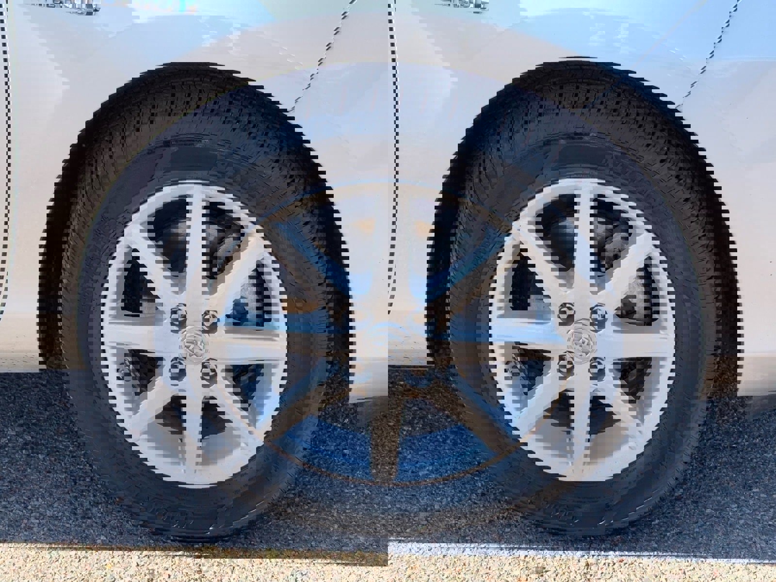 Used 2015 Toyota Prius C image 8