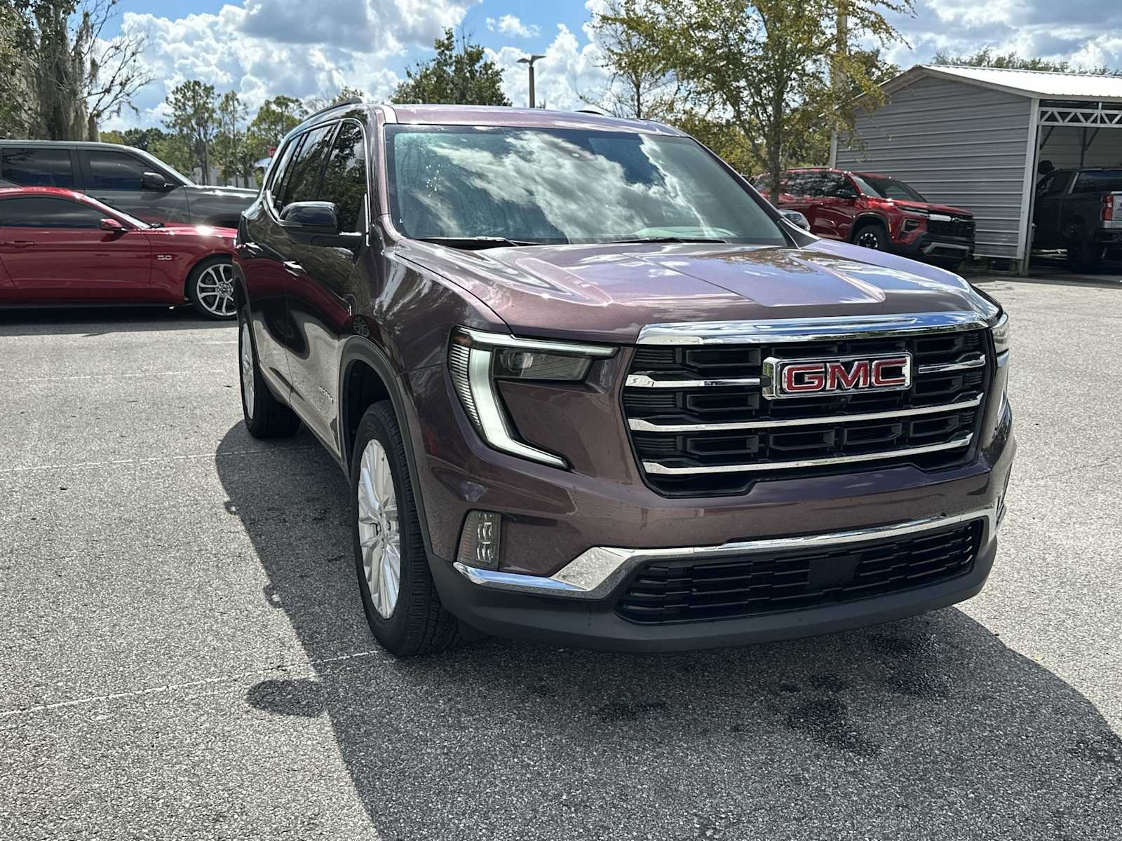 Certified 2024 GMC Acadia Elevation AWD/4WD image 8