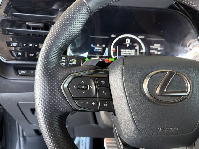 Certified 2025 Lexus TX 500h AWD w/ Technology Package image 15