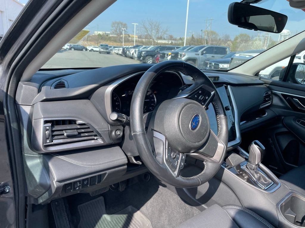 Used 2022 Subaru Outback Limited AWD/4WD image 10
