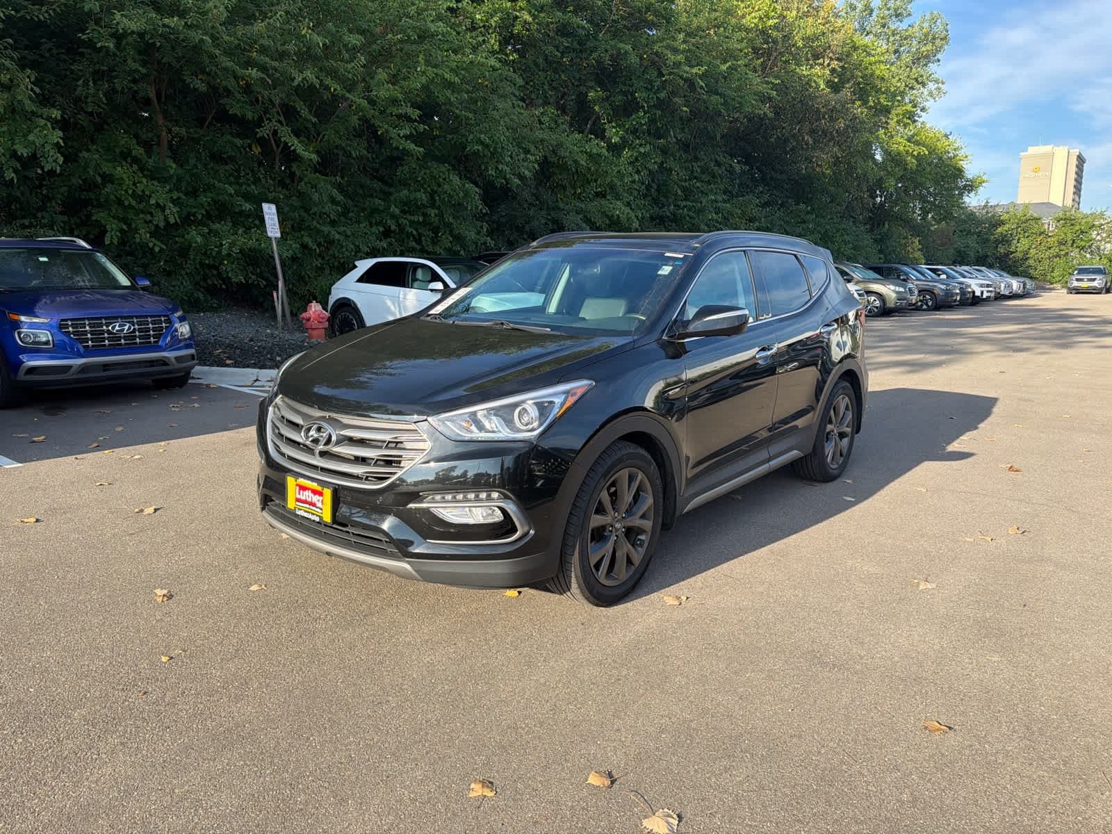 Used 2017 Hyundai Santa Fe Sport AWD/4WD image 4